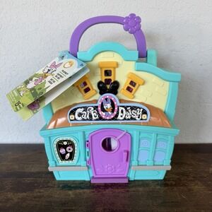 Disney Parks Daisy Duck Cafe House‎ 15 Piece Play Set Brand New Never Opened
